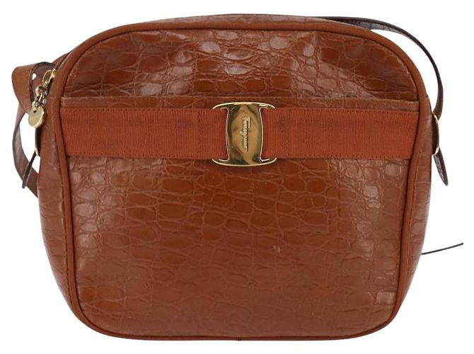 Borsa a Spalla Vala in Pelle Marrone Oro Auth BA5869 di Salvatore Ferragamo D'oro - vista 2