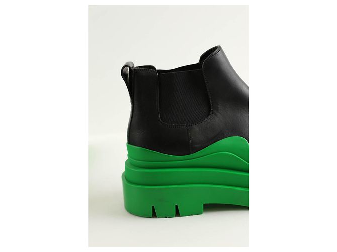 Bottega Veneta Schwarze Lederstiefel - Ansicht 3