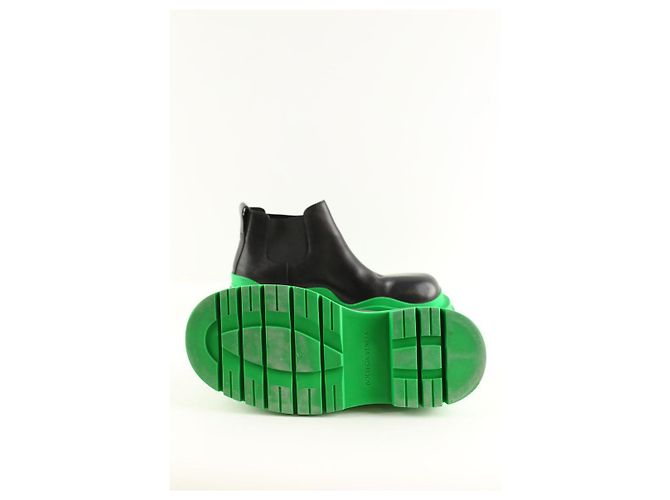 Bottega Veneta Schwarze Lederstiefel - Ansicht 4