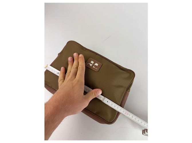 Vintage Courreges Polyester-Leder Clutch khaki braun - Ansicht 10