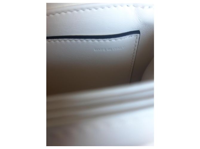 One Stud Tasche von Valentino Garavani Weiß - Ansicht 9