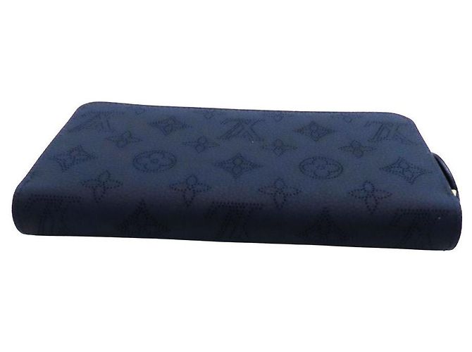 Louis Vuitton Zippy Wallet Monogram Mahina Long Wallet Blue - view 5