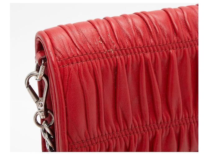 Borsa a tracolla in pelle Nappa Gaufre con catena Prada Rosso - vista 9