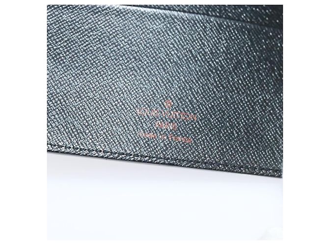 Copertura per agenda Louis Vuitton in pelle Epi PM Nero - vista 6
