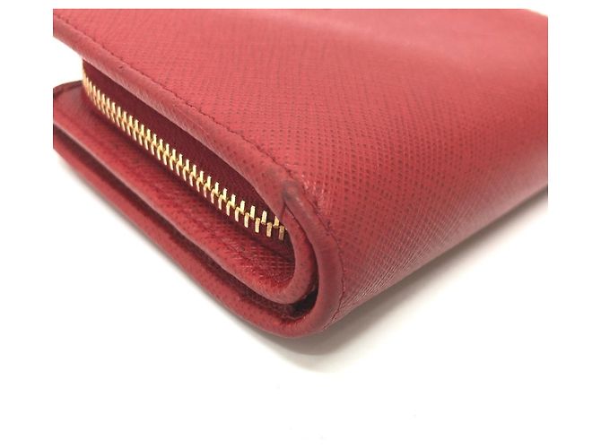 Billetera bifold de cuero Saffiano rojo Prada 1ML018 Roja - vista 5
