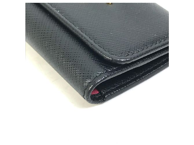 Portachiavi in pelle Saffiano Prada in nero e rosa - vista 8