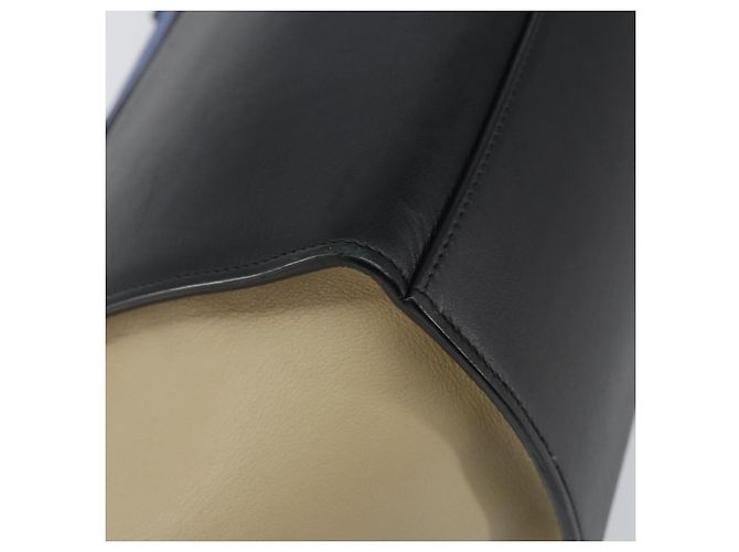Céline CELINE Trapeze Piccola Borsa a Mano in Pelle 2in1 Blu Oro Auth bs29092 D'oro - vista 18