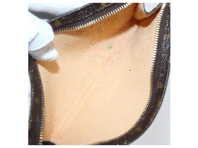 LOUIS VUITTON Monogram Bucket GM Accessory Pouch Vintage LV Auth 142749 - view 10
