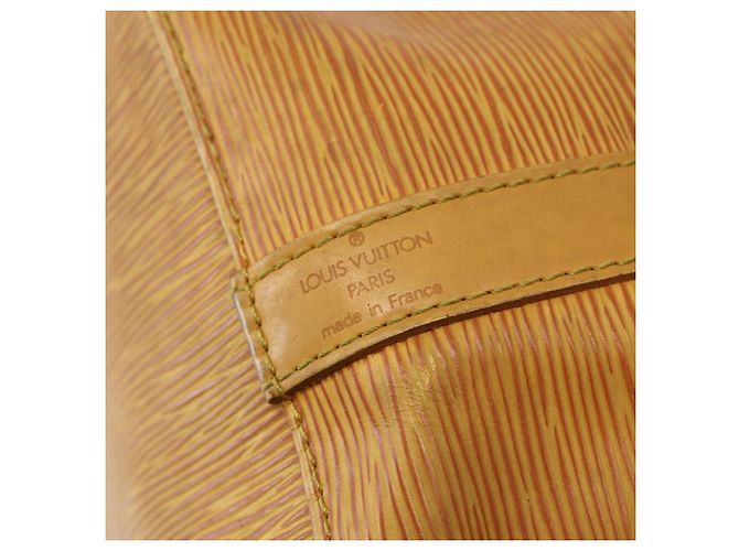 Noe LOUIS VUITTON Borsa a Spalla Petit Noé Epi Gialla M44109 LV Auth 142786 Giallo - vista 17