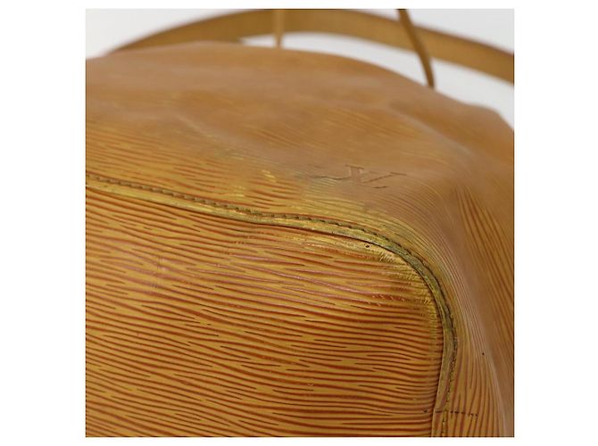 Noe LOUIS VUITTON Borsa a Spalla Petit Noé Epi Gialla M44109 LV Auth 142786 Giallo - vista 9