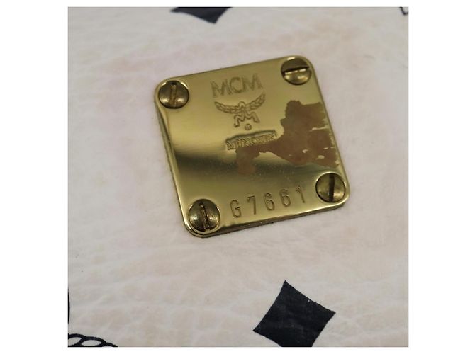 Borsa a spalla MCM Logogram Vicetos in pelle PVC bianca e oro Auth BA5873 Bianco D'oro - vista 12
