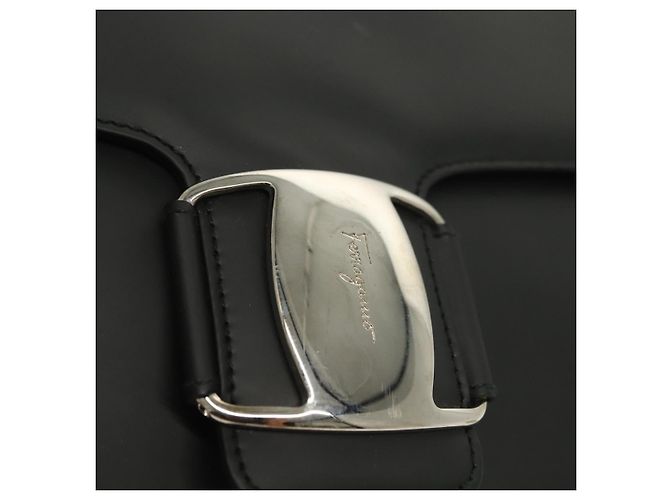 Borsa a Spalla Salvatore Ferragamo Vala in Pelle Nera Argento Autentica 141933 - vista 10