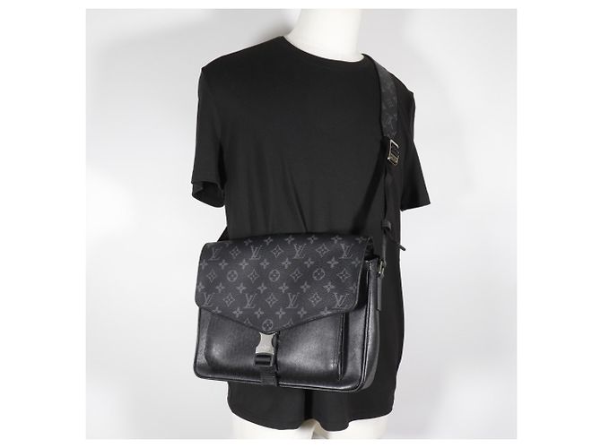 Borsa a Spalla Taigarama Louis Vuitton Nero - vista 11