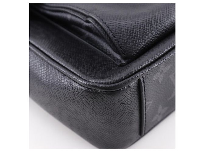 Borsa a Spalla Taigarama Louis Vuitton Nero - vista 4