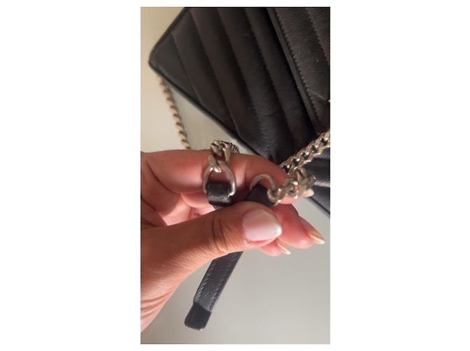 Saint Laurent Cassandre Portafoglio a Catena Nero in Pelle - vista 4