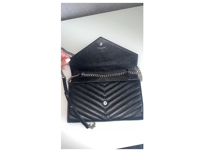 Saint Laurent Cassandre Portafoglio a Catena Nero in Pelle - vista 5