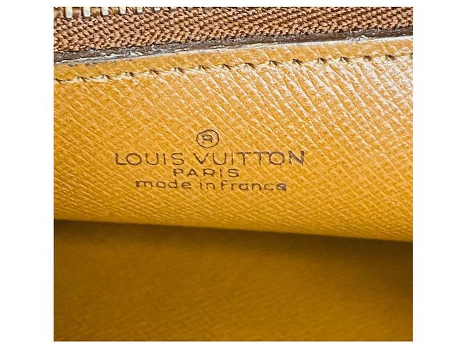 Louis Vuitton Marly Dragonne Pochette Monogram Marrone - vista 10