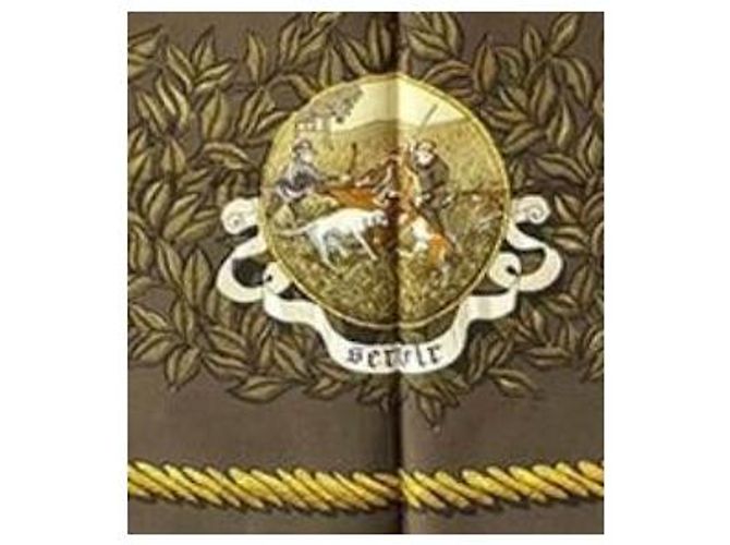 Foulard Hermès in seta Termes de Veneries Oro Avorio Marrone D'oro Bianco sporco Marrone scuro - vista 3