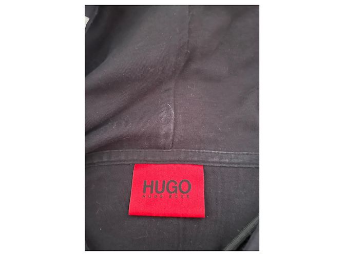 Moletom HUGO BOSS – Preto com Logo Contrastante - vista 8