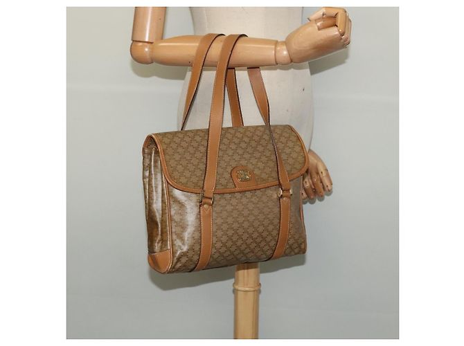 Céline Bolsa de mão em lona Macadam CELINE PVC Bege Ouro Auth 141071 Dourado - vista 24