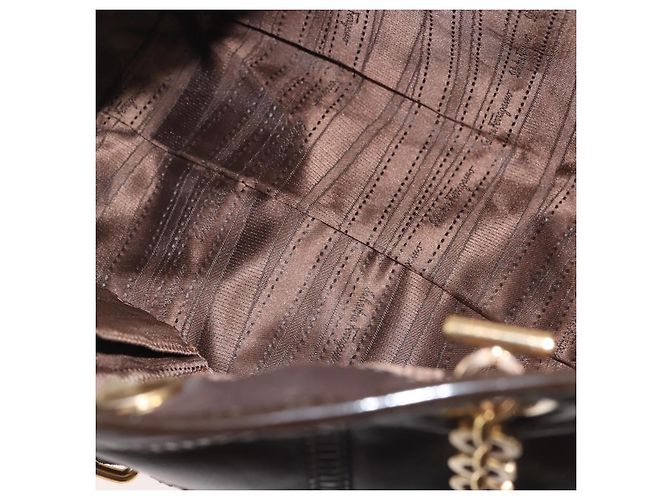 Bolsa de Ombro Chain Vala em Couro Marrom Dourado Salvatore Ferragamo Auth bs29113 - vista 11