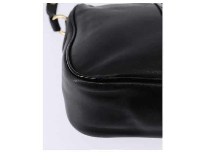 Borsa a Spalla Vala in Pelle Nera e Oro di Salvatore Ferragamo Auth bs29448 Nero D'oro - vista 15