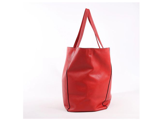 Céline Celine Cabas Phantom Large Leather Shoulder Bag in Red - view 2