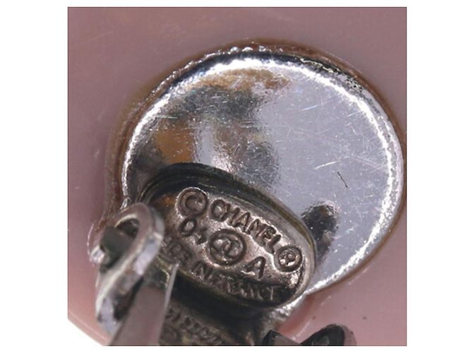 Orecchini rotondi a forma di cuore con il logo Coco di Chanel Rosa - vista 4