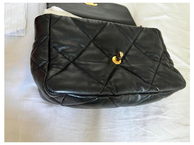 Borsa Chanel 19 Large in agnello nero - vista 6
