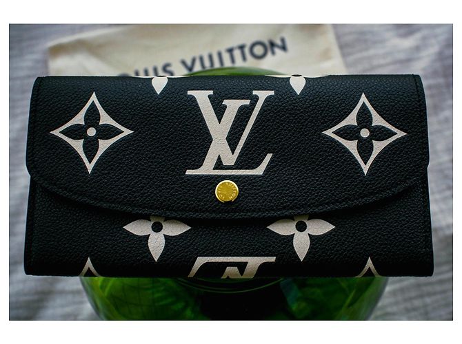 Portafoglio Louis Vuitton Emilie Monogram Giant Nero e Beige Monogramma - vista 2
