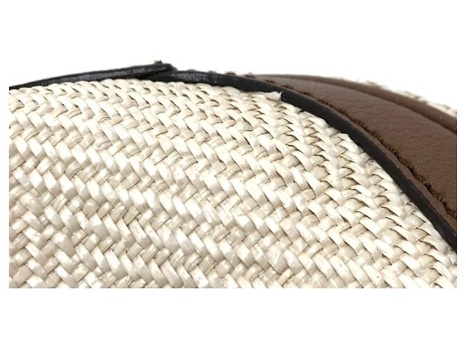 Sac à main Gancini de Salvatore Ferragamo Beige - vue 13
