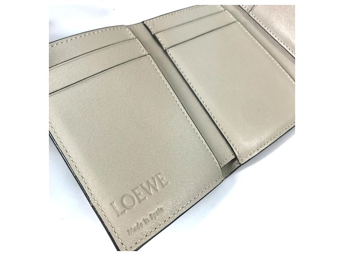 Billetera Vertical Pequeña Anagram LOEWE Castaño Verde - vista 2