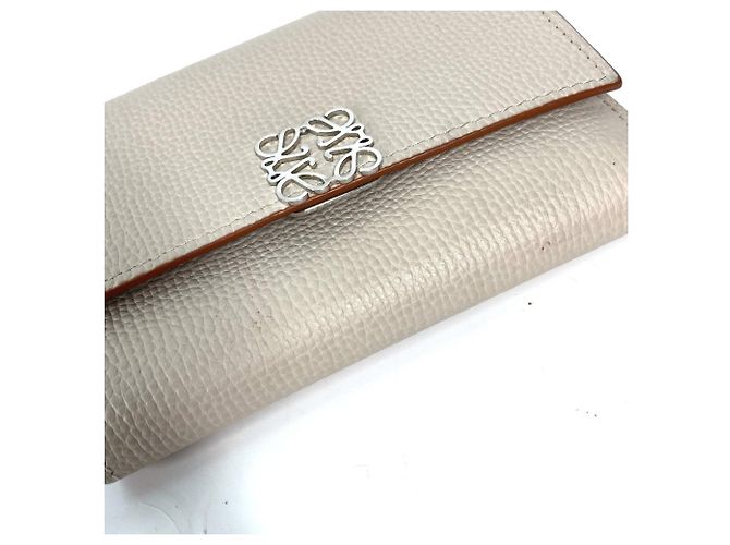 Loewe Anagram Vertical Wallet in Light Ghost Beige - view 4