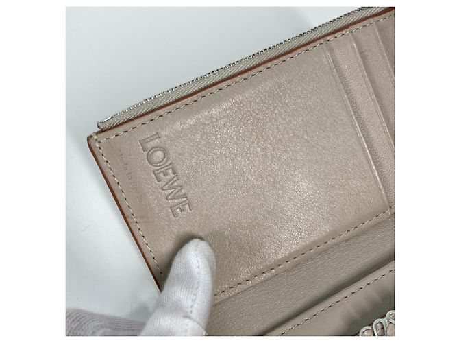 Loewe Anagram Vertical Wallet in Light Ghost Beige - view 7