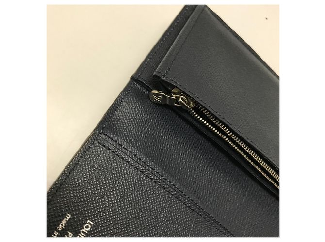Louis Vuitton Epi-Leder Portemonnaie Brazza Bifold Lang Marineblau - Ansicht 10