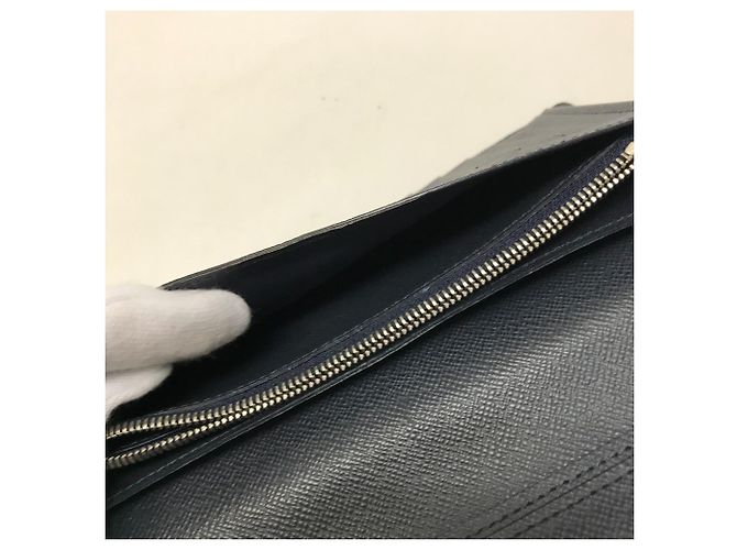 Louis Vuitton Epi-Leder Portemonnaie Brazza Bifold Lang Marineblau - Ansicht 7