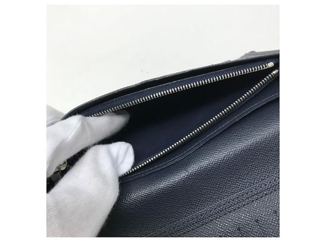 Louis Vuitton Epi-Leder Portemonnaie Brazza Bifold Lang Marineblau - Ansicht 8