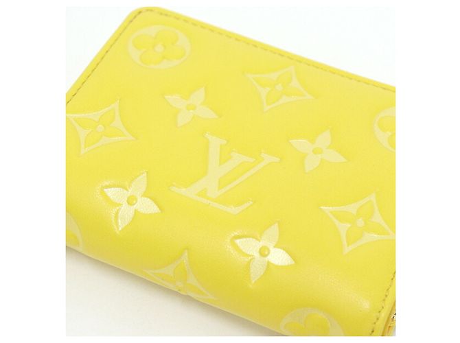 Cartera Lou de Louis Vuitton Amarillo - vista 5