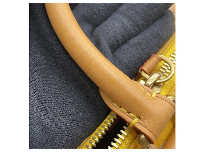 Borsa Louis Vuitton Monogram Speedy P9 Bandoulière 25 Giallo Monogramma - vista 8