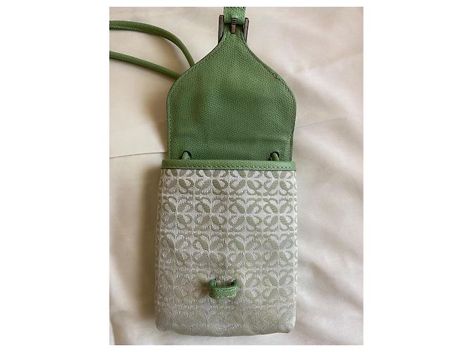 Borsa a tracolla Loewe Monogramma in cotone verde chiaro - vista 6