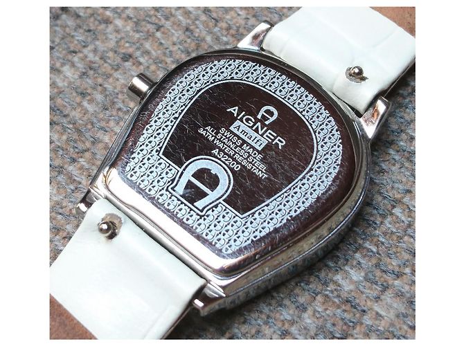 Aigner Amalfi Quarz Uhr Ref A32200 Swiss Made Silber Weiß - Ansicht 4