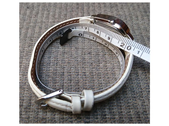 Aigner Amalfi Quarz Uhr Ref A32200 Swiss Made Silber Weiß - Ansicht 7
