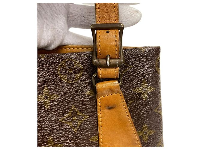 Louis Vuitton Bucket PM Monogram Handtasche Braun - Ansicht 12