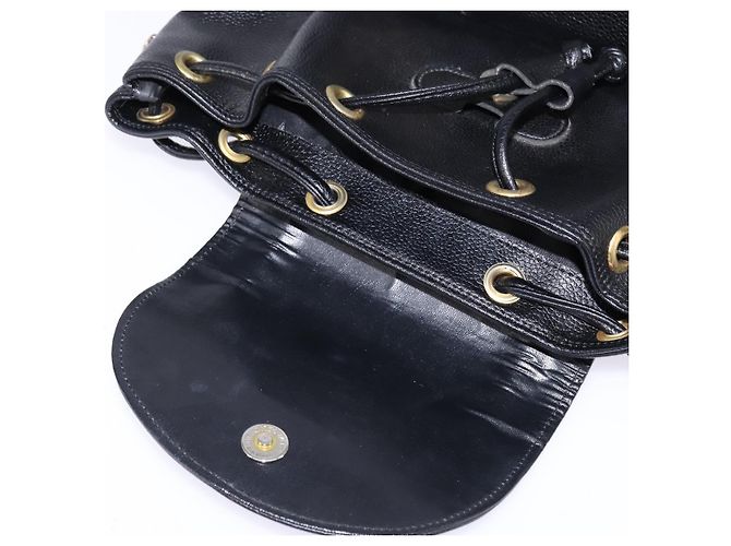 Mochila MCM de cuero negro y dorado Auth BA5614 - vista 10