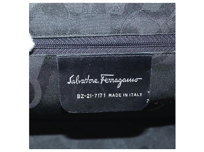 Borsa a Spalla Vala in Pelle Nera e Argento Salvatore Ferragamo Auth 141973 Nero - vista 12