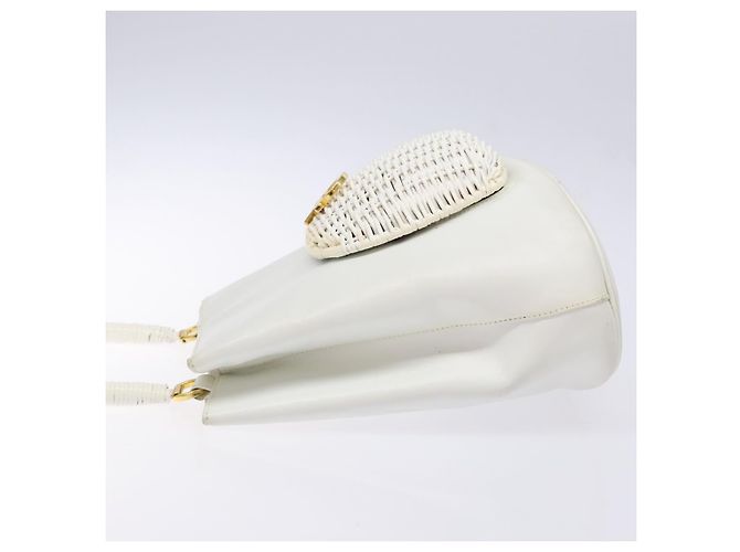 Borsa a mano Gancini in rattan bianco e oro Auth 141821 di Salvatore Ferragamo - vista 4