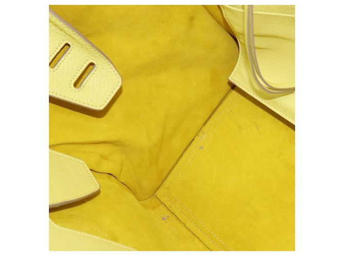 Céline CELINE Mini Borsa a Mano Thai in Pelle Giallo Oro Auth BA5808 D'oro - vista 19