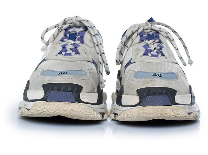 Balenciaga, sneakers Triple S in grigio e blu - vista 3