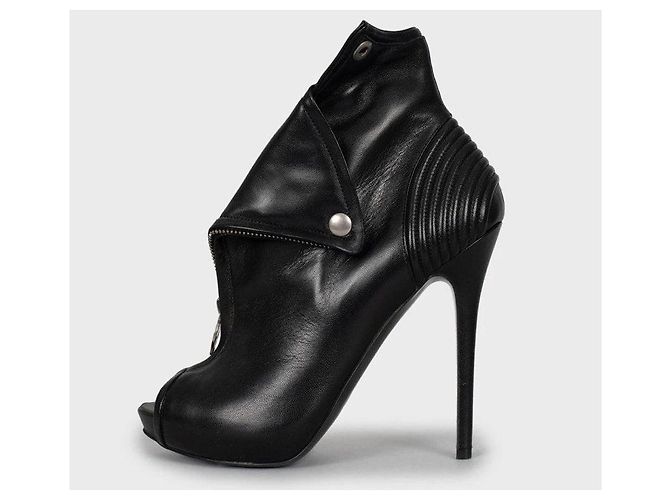 Bottines en cuir noir Alexander McQueen - Taille 38 - vue 2