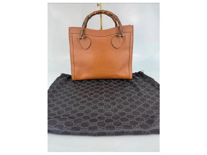 Borsa a mano Gucci Diana in pelle marrone - vista 2